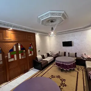 Appartement Spacieux Avec Cour Fleurie Et Hammam A Targa Marrakech, Marrakesh